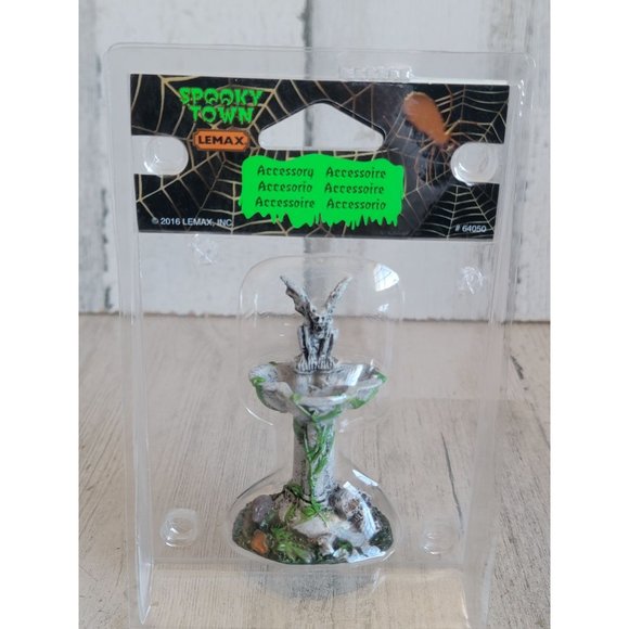 Lemax abandoned Fountain halloween spooky Village accessory - Picture 1 of 6